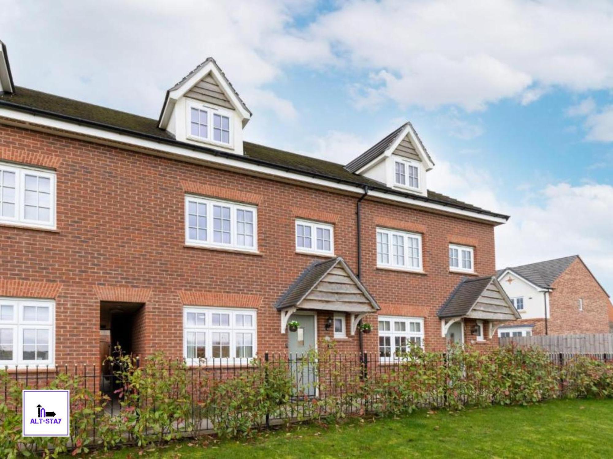Spacious Modern Home: Leeds Gateway for Groups & Contractors Wakefield Exterior photo